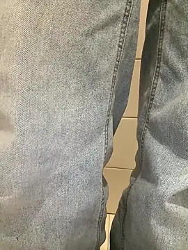 Cumonmme online show from January 8, 9:08 pm