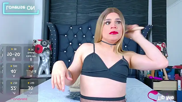 Snapshot of Keysha_Queen_ chatting on October 27, 12:44 pm Keysha Queen  online show from October 27, 12:44 pm