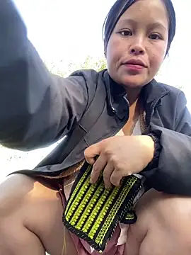 O o UwU o O online show from November 28, 7:55 am