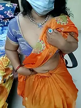 Snapshot of tamilmaha12 chatting on October 22, 6:57 pm tamilmaha12 online show from October 22, 6:57 pm