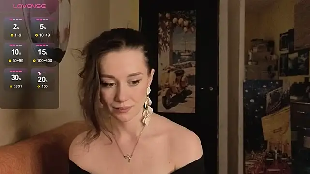 SkyHelen online show from April 11, 3:59 pm