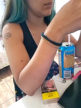 euahotmarii20 online show from October 13, 5:15 pm