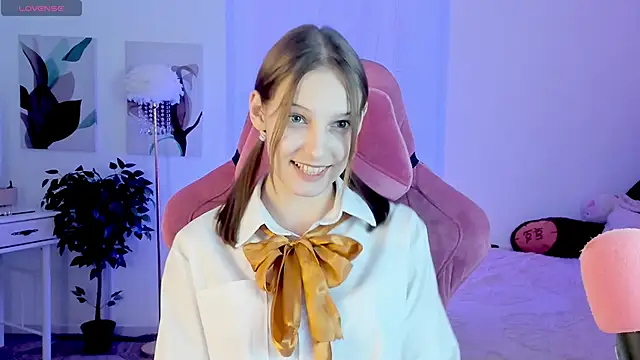 JenniferKiim online show from October 14, 1:57 pm