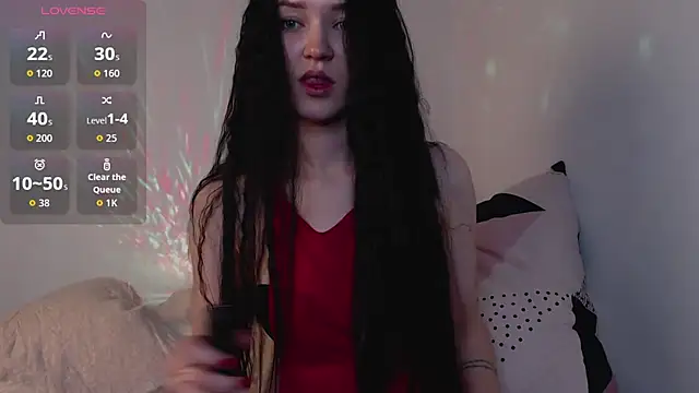 Veliora online show from November 14, 5:57 pm