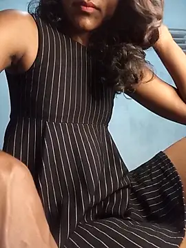 venuki ihalagamage online show from April 1, 4:37 pm