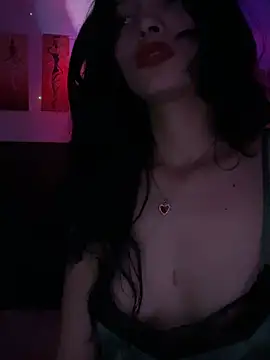 Mia Clay1 online show from June 14, 6:47 am