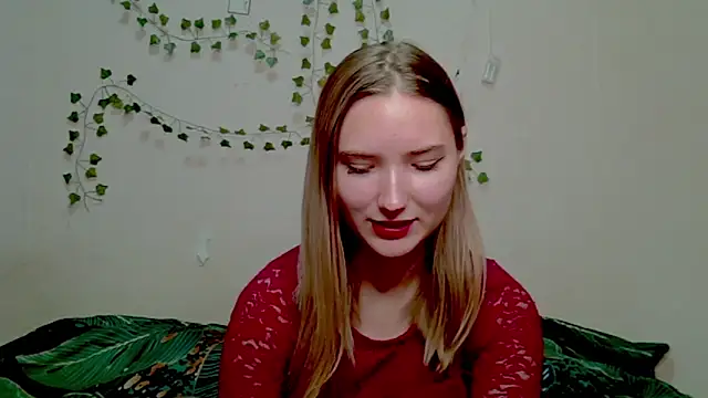  kikiclark   online show from November 29, 9:08 pm