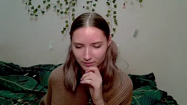  kikiclark   online show from October 24, 8:49 pm