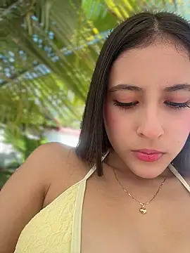 Juanita-Diaz online show from July 10, 8:42 pm