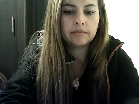 Valery  Rouse  online show from January 18, 4:09 am