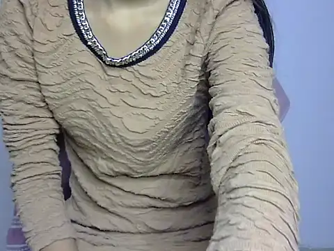 Snapshot of Darlo99 chatting on October 10, 3:28 pm Darlo99 online show from October 10, 3:28 pm