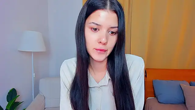 Snapshot of JoCauterucci chatting on October 21, 7:01 am JoCauterucci online show from October 21, 7:01 am