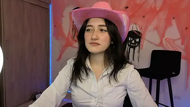 Snapshot of AlessandraLB chatting on October 15, 1:41 am AlessandraLB online show from October 15, 1:41 am