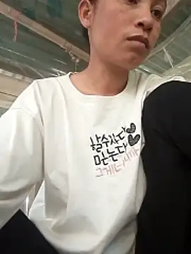 simi-lucy online show from November 15, 6:58 am