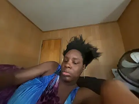 saltlightEmber online show from November 3, 6:23 pm