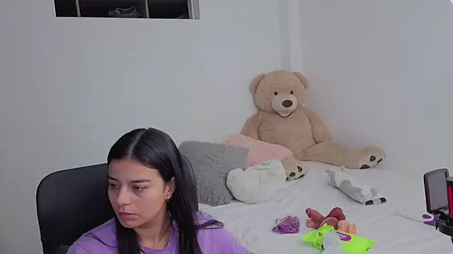 valerihouse online show from February 24, 1:05 am