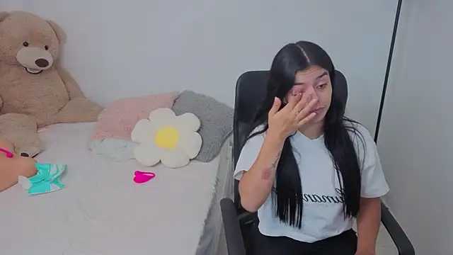 valerihouse online show from October 28, 12:49 am