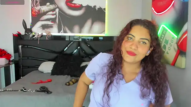 Sara Bdsm  online show from February 18, 2:21 am