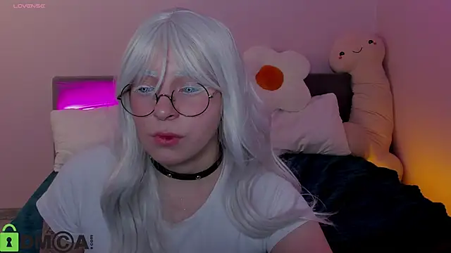 Penny Stanley online show from November 17, 2:45 am