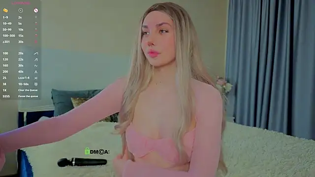  sophielov online show from April 3, 11:58 pm