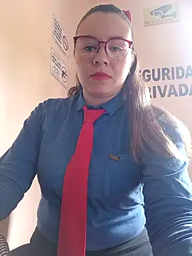 Hannah-colx online show from April 11, 5:05 pm