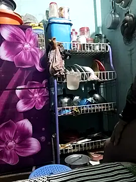 Anikaislam online show from October 3, 9:20 pm