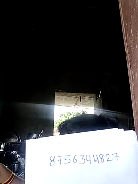 Idhika Handoo online show from September 18, 6:01 am