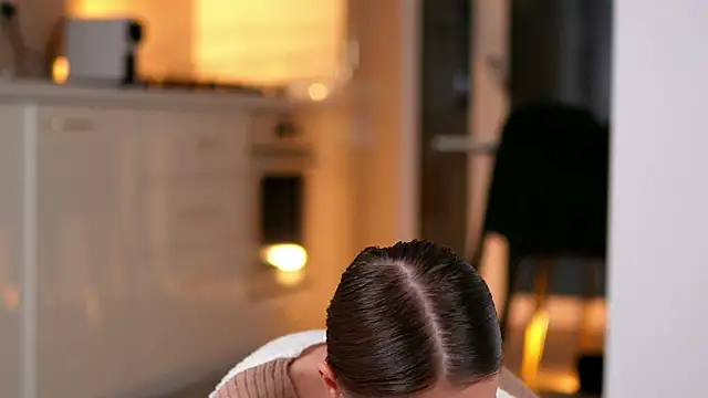 ElaraShine online show from March 20, 7:41 pm