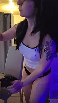 CornetDeGlace online show from December 16, 4:13 pm