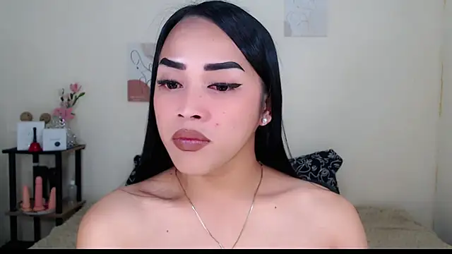 Lessandra Lust online show from October 29, 12:04 am