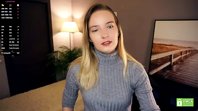 HongTomczak online show from October 8, 8:29 am