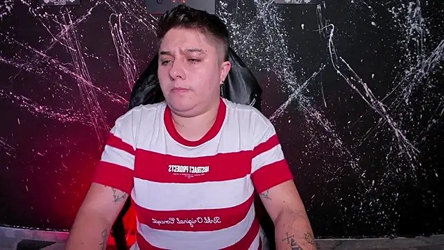 IanGilbert online show from October 24, 9:22 pm