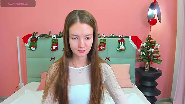 LoraSunnyy online show from December 3, 12:57 am