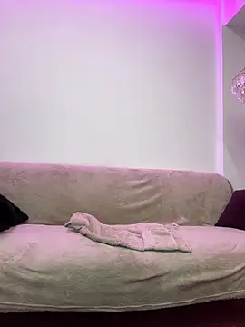 Angel  Vibe online show from February 8, 8:56 pm