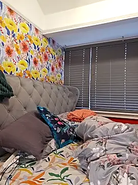 Filthymaddymilfy25 online show from February 12, 11:01 am