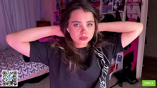 PinkiRay online show from October 8, 6:12 pm