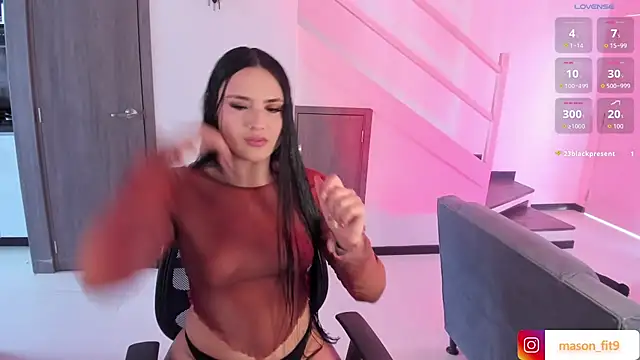 Scarlett Luxe online show from June 1, 1:57 pm