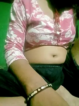 Hot tin74 online show from April 28, 4:44 pm