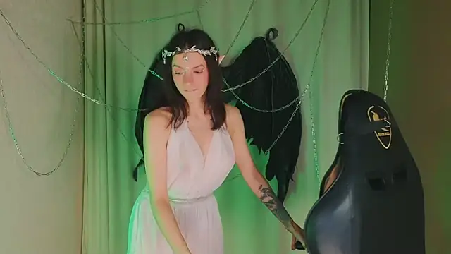 Loona Eclipse online show from October 30, 8:54 pm