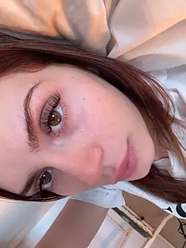 prettylittlefooxy online show from February 9, 8:49 am