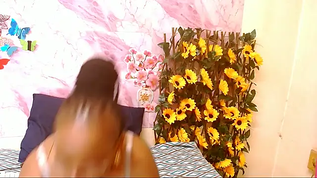 EbonyBloom69 online show from December 4, 5:57 pm