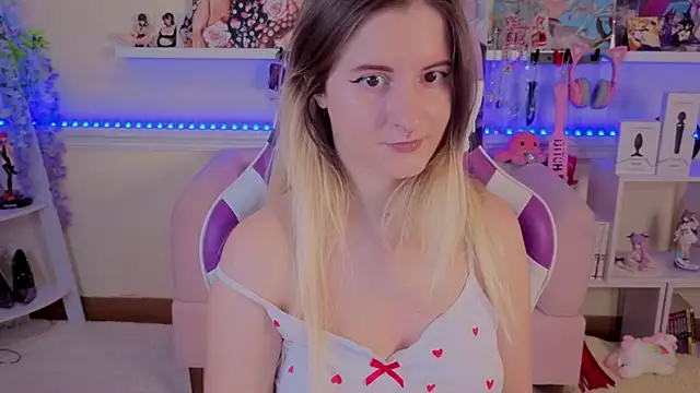 Sonia Meow online show from November 20, 6:36 am