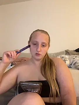 young hailey online show from November 2, 6:44 pm