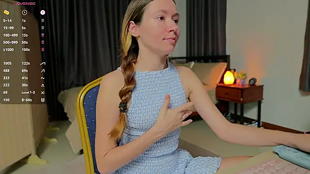 PocketElsa online show from April 3, 7:34 pm