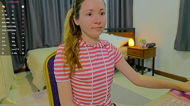 PocketElsa online show from April 15, 11:33 am