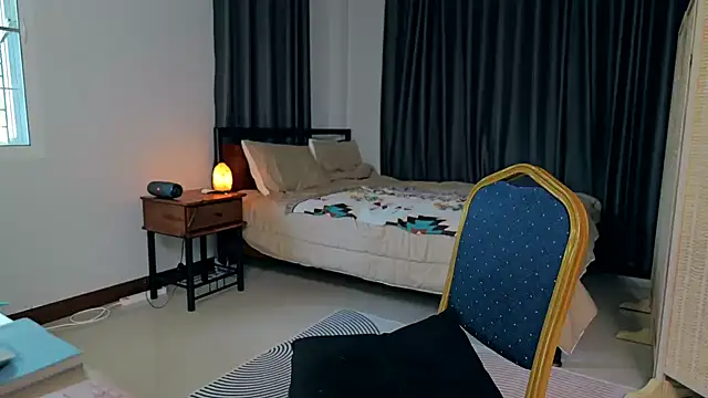 PocketElsa online show from March 18, 12:26 am