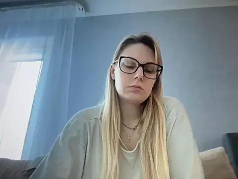 NikexPretty online show from February 2, 7:29 am