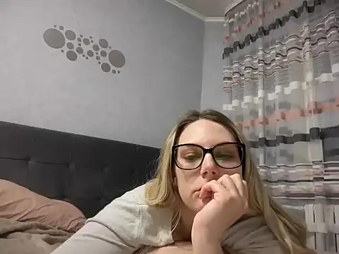 NikexPretty online show from March 12, 5:59 pm