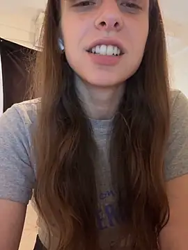 Snapshot of LittleJulietta chatting on September 20, 12:03 pm LittleJulietta online show from September 20, 12:03 pm