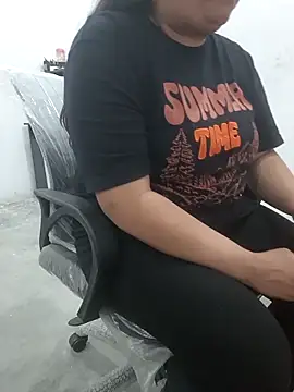 payal 261072  online show from February 17, 8:24 am